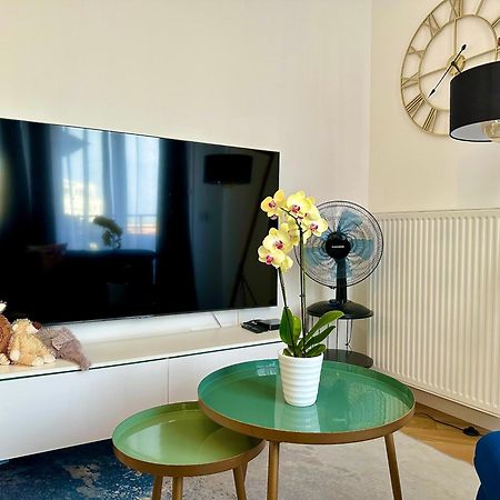 Appt 6 Personnes - Vue Sur Le Parc Disneyland-Paris - Parking Prive シェシー エクステリア 写真