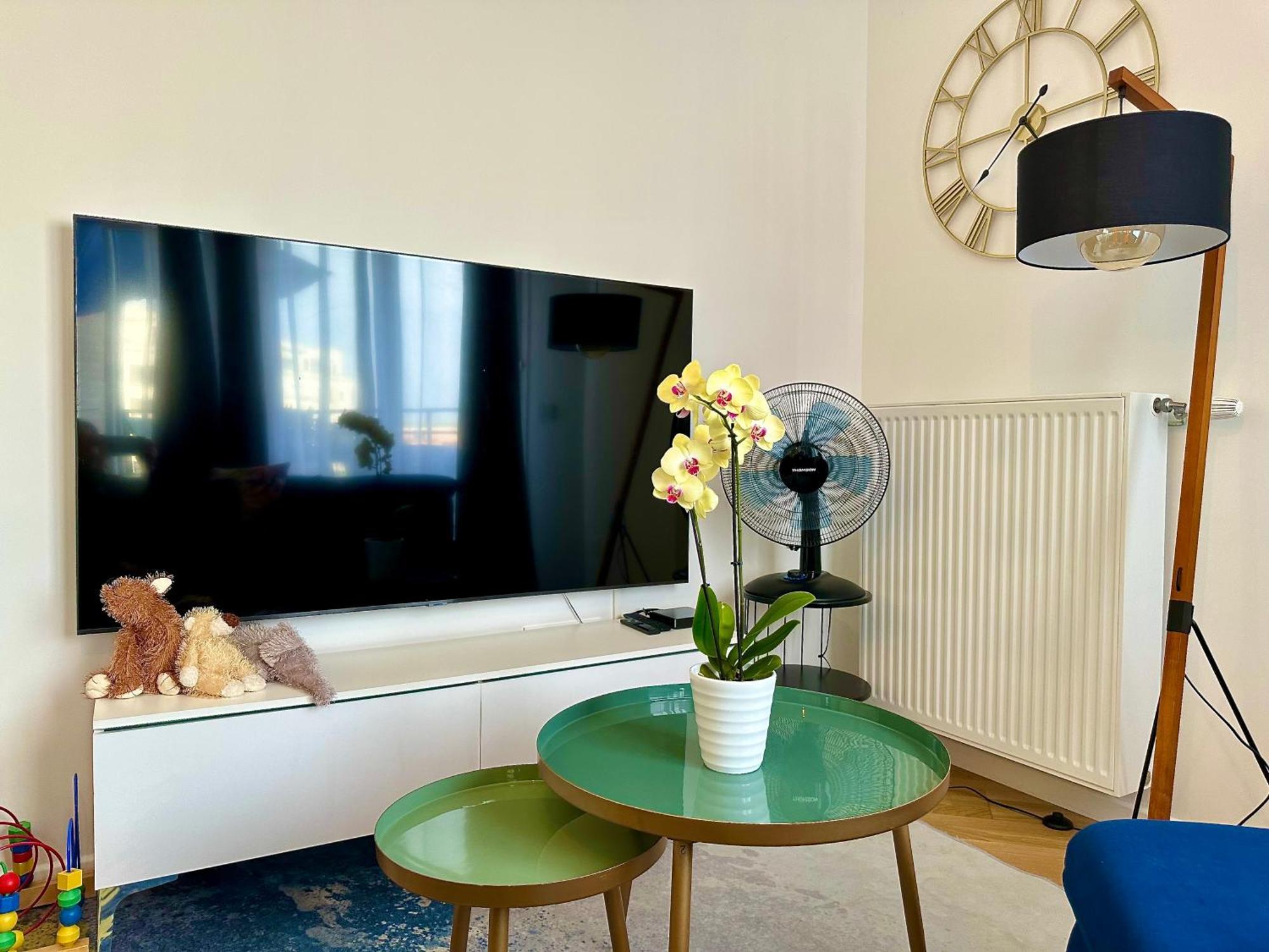 Appt 6 Personnes - Vue Sur Le Parc Disneyland-Paris - Parking Prive シェシー エクステリア 写真